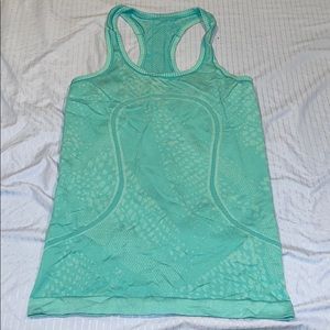 Lululemon Tank